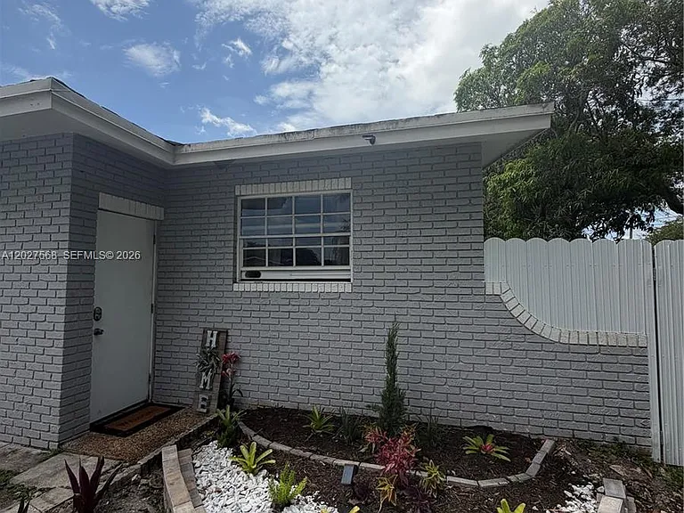 4890 NW 7th St — Photo 5