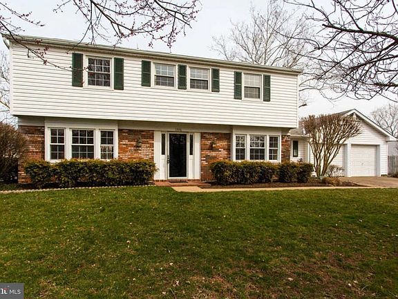 2nd image of 13116 Pennerview Ln