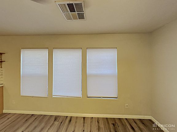 2nd image of 549 Mayfair Walk Ave