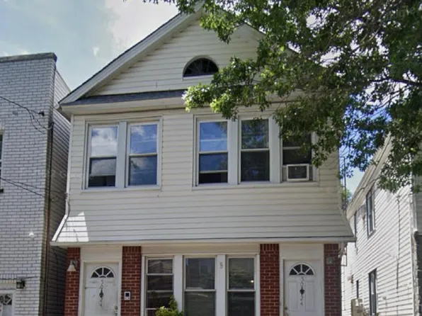5024 39th Place, Sunnyside, NY 11104