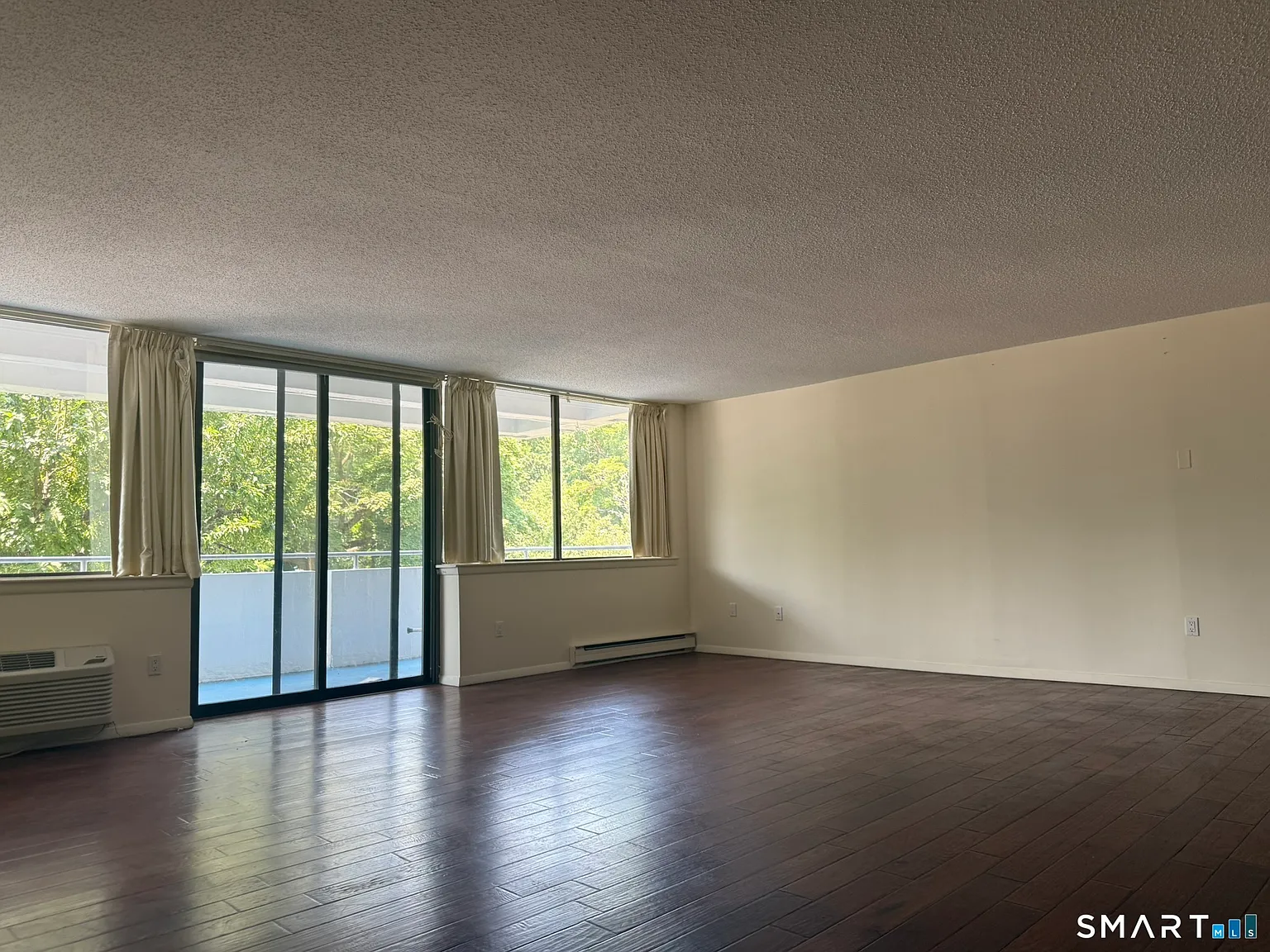 2 bed, 2.0 bath, 1408 sqft, $2,775 — Photo 3
