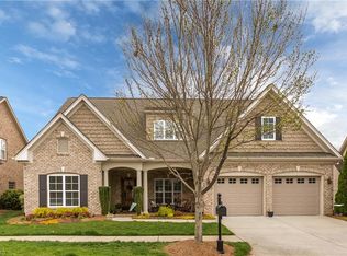 5539 Foxgate Cir, Winston Salem, NC 27106