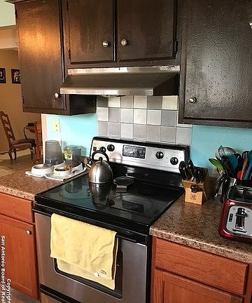 3rd image of 11615 Crooked Oaks Dr