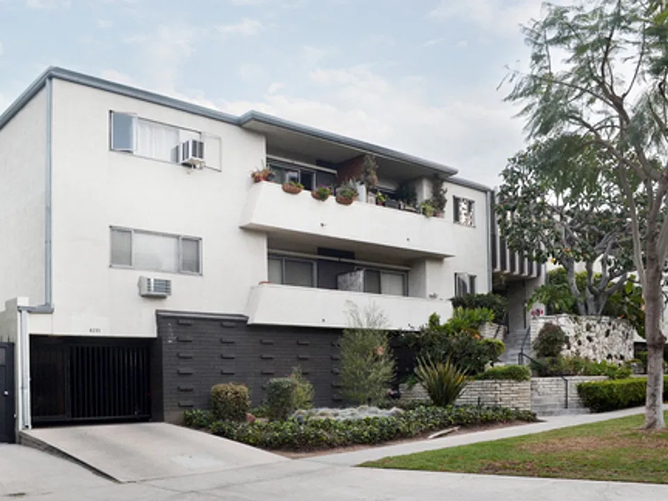 The Royalton Apartments