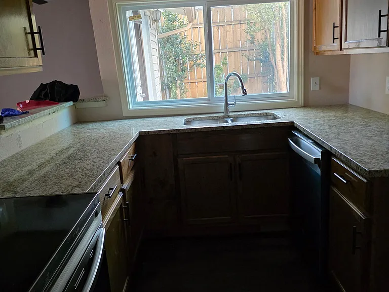 711 Ticonderoga Dr — Photo 2