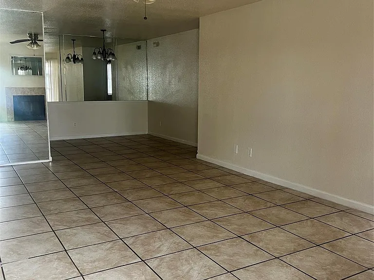 9700 Leawood Blvd #1113 — Photo 1
