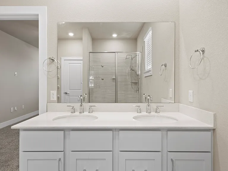 15701 Oglethorpe Dr #100 — Photo 11