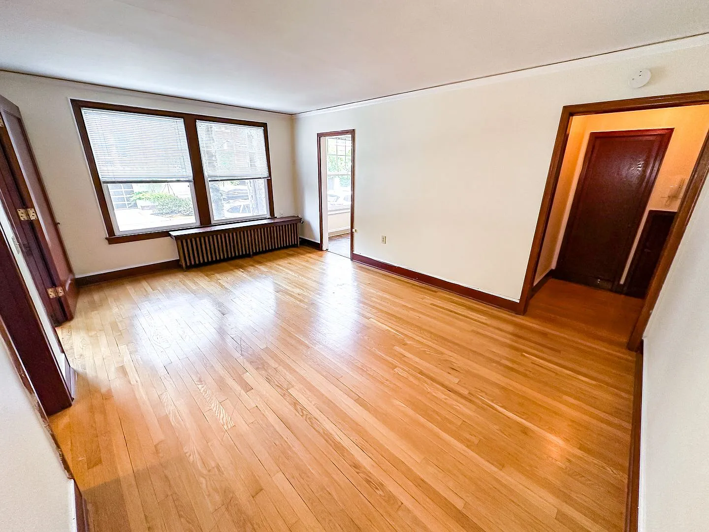 Cornell Apartments — Photo 3
