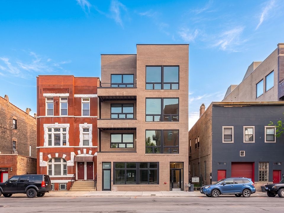 1st image of 1347 W Grand Ave #4S