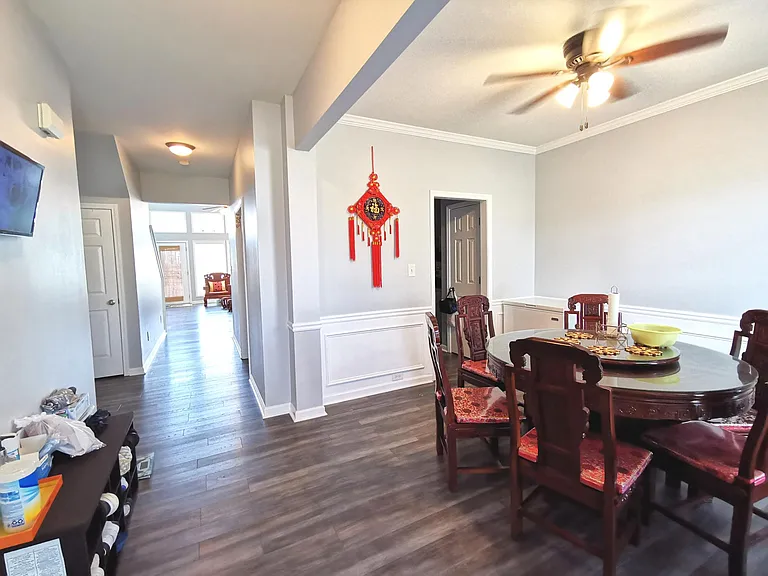 1913 Executive Dr — Photo 5
