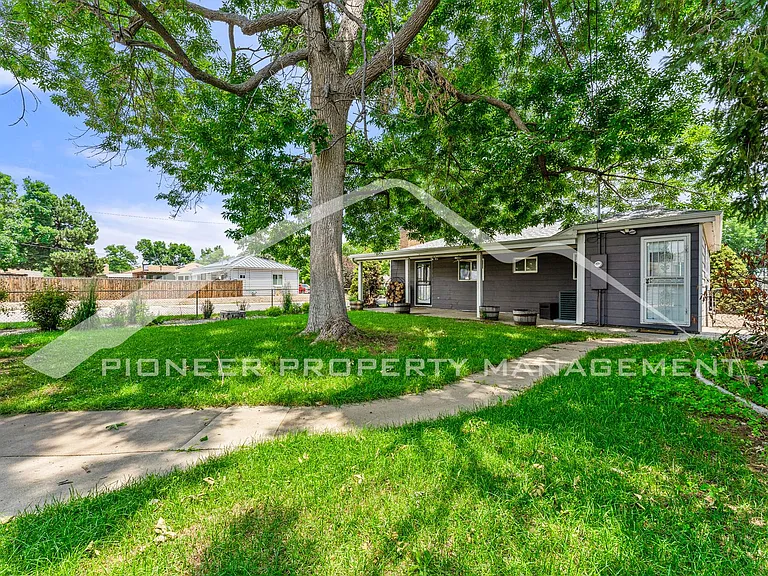 5095 Clay St — Photo 16