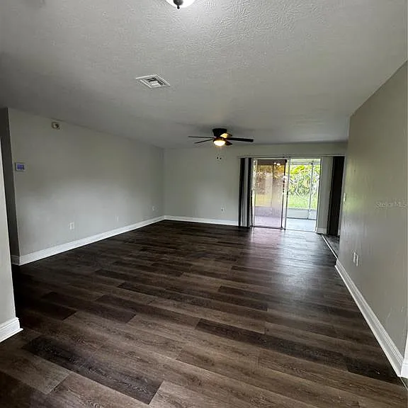 6346 Saint Andrews Cir S — Photo 2