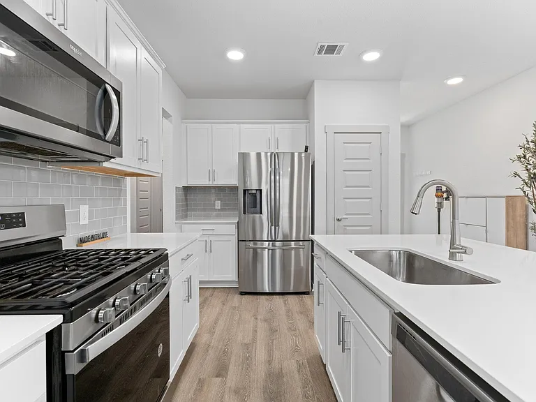 121 New Hampton Way — Photo 9