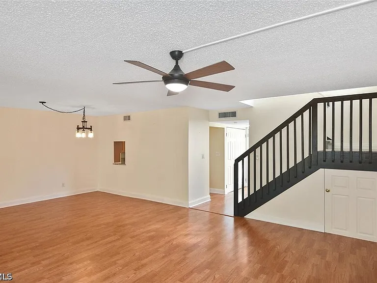 4295 Island Cir #2 — Photo 5
