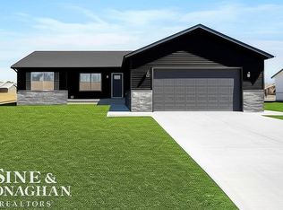 283 Nevada Ave, Marysville, MI 48040