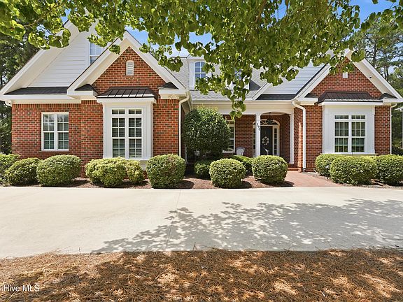 2nd image of 190 Wiregrass Lane