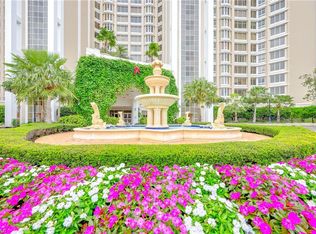 7117 Pelican Bay Blvd APT 1101, Naples, FL 34108