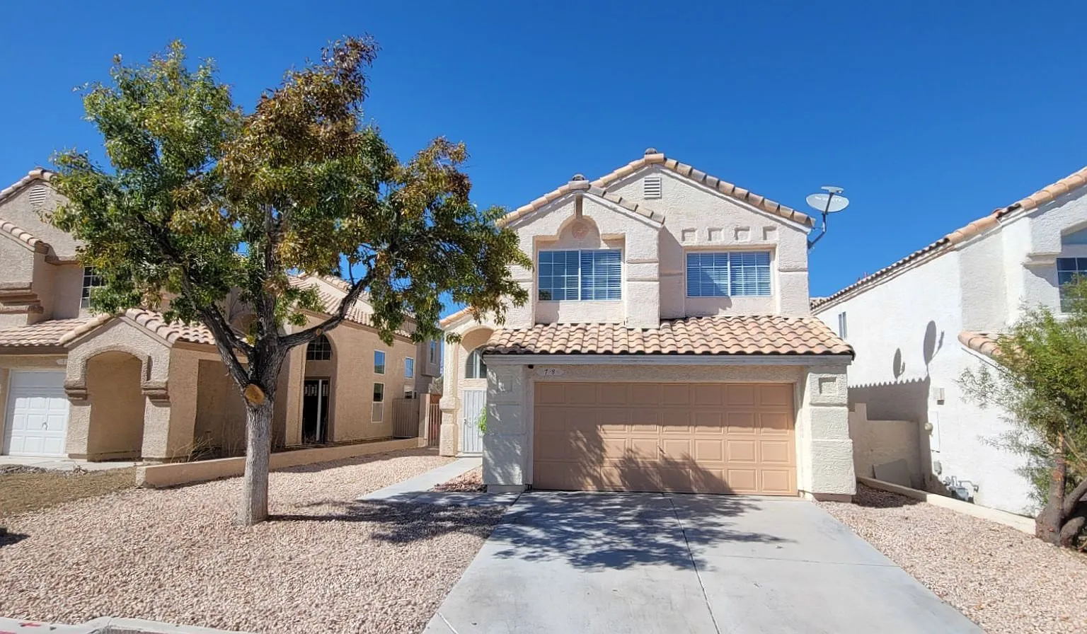 73 Sea Holly Way - 3 bedrooms , 2.5 bathrooms, 1680 SQFT — Photo 1