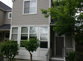 6921 31st Pl S, Seattle, WA 98108