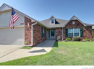 10714 E 119th Ct N, Collinsville, OK 74021