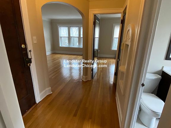5th image of 1914 W Morse Ave APT 3S