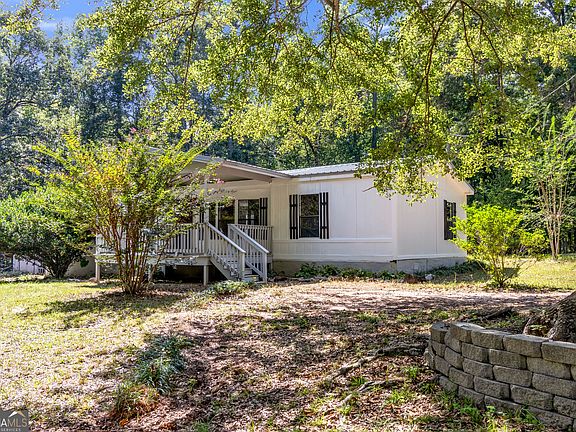 3rd image of 460 Etheridge Mill Rd