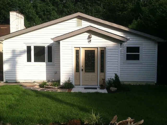 2475 Atlantic Ave photo 1