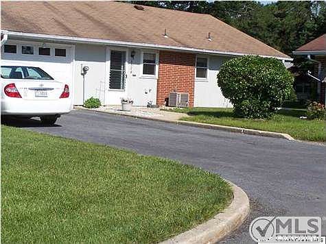 1st image of 657A Plymouth Dr