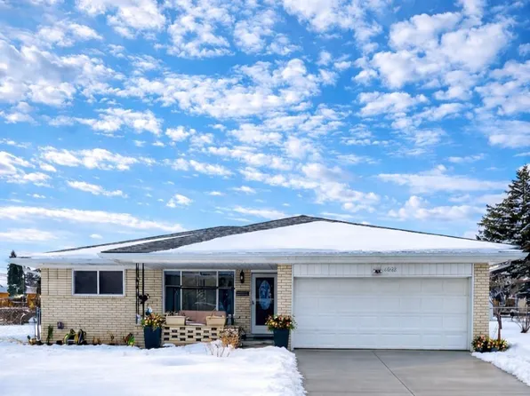 5012 Fleming Ct, Sterling Heights, MI 48310