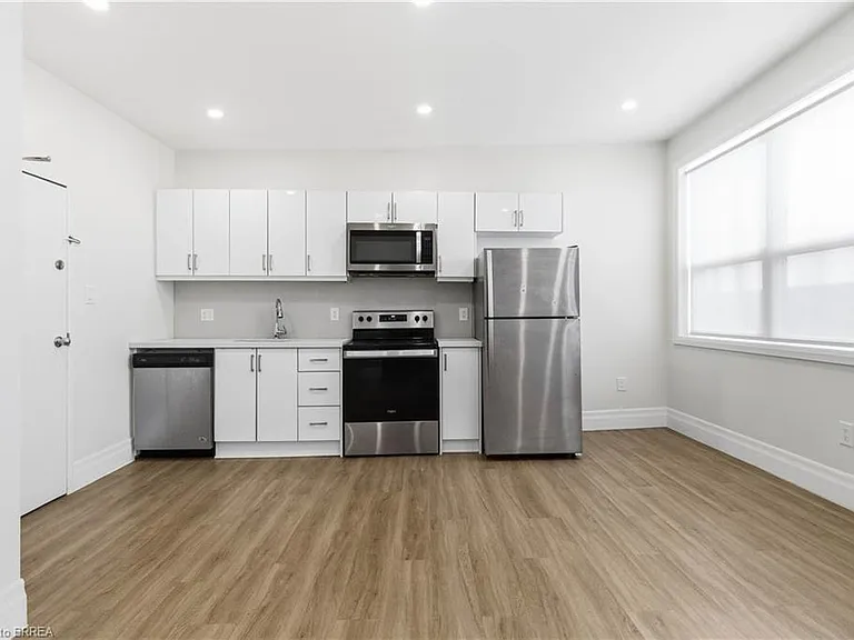132 Dalhousie St #302 — Photo 6