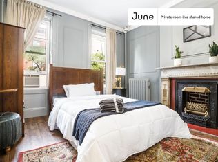 336 W 47th St APT 3A, New York, NY 10036