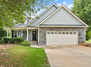 1041 Stoneham Cir, Anderson, SC 29626