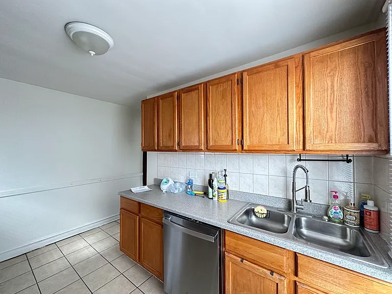 733 Elm St #403 — Photo 5