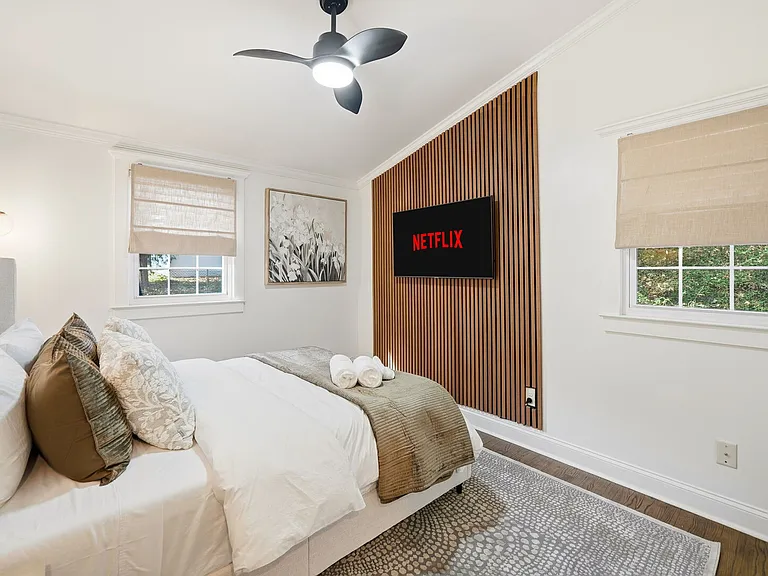 Bozeman Dr — Photo 13