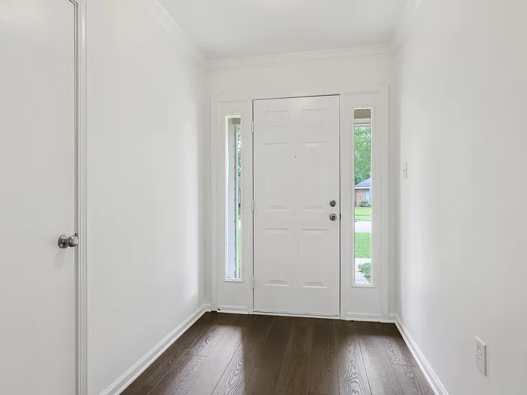 7738 Menlo Dr — Photo 5