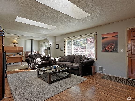 2nd image of 7534 49th Dr NE