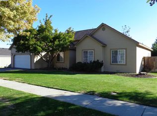 165 Mountain View Ln, Richland, WA 99352
