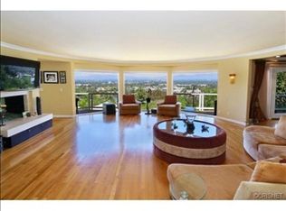 3970 Witzel Dr, Sherman Oaks, CA 91423