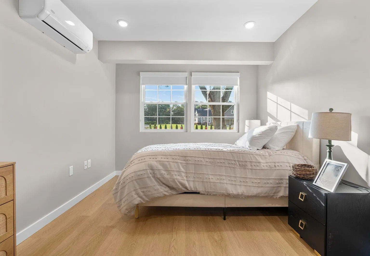 1 bed, $1,900 — Photo 2