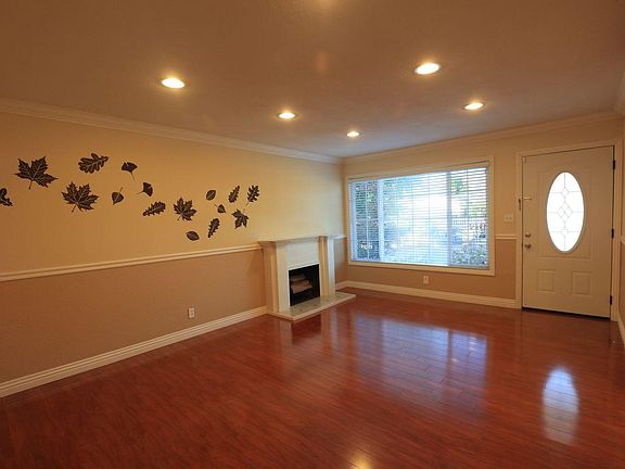 5th image of 1539 Farringdon Dr