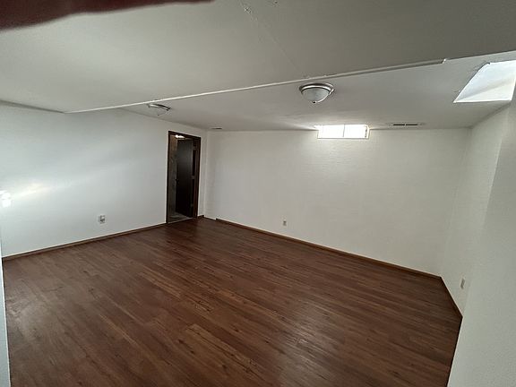 5th image of 3122 Belmont St