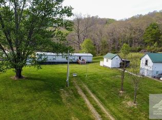 250 Hicks Holw, Rock, WV 24747