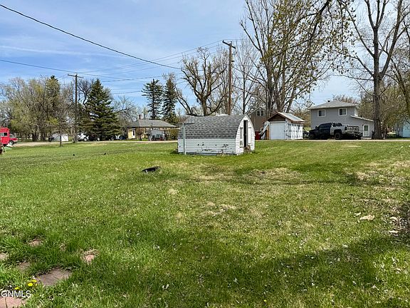 3rd image of 432 7th Ave NE