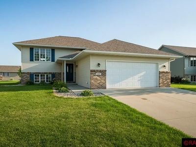 1209 Augusta Dr, Mankato, MN, 56001