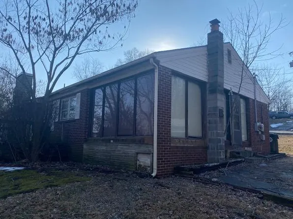 535 Valley View Dr, Morristown, TN 37813