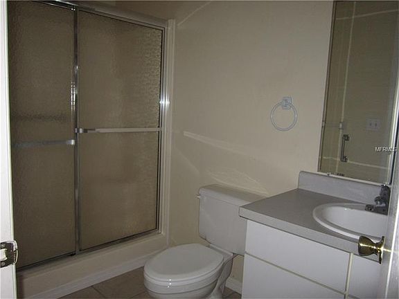 5th image of 3208 Courtney Dr