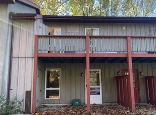 553 Cloverbrook Dr APT 18, Ephrata, PA 17522