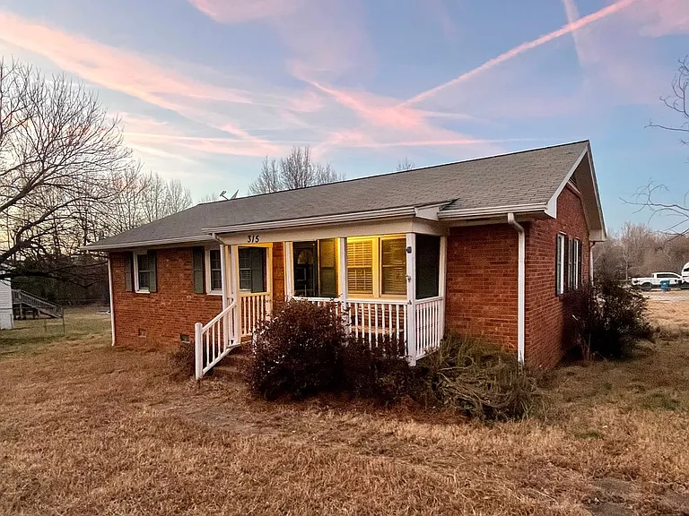 315 E Dameron Ave — Photo 19