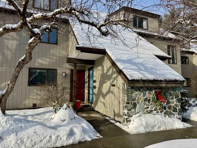 107 Brook Hollow #107, Hanover, NH, 03755