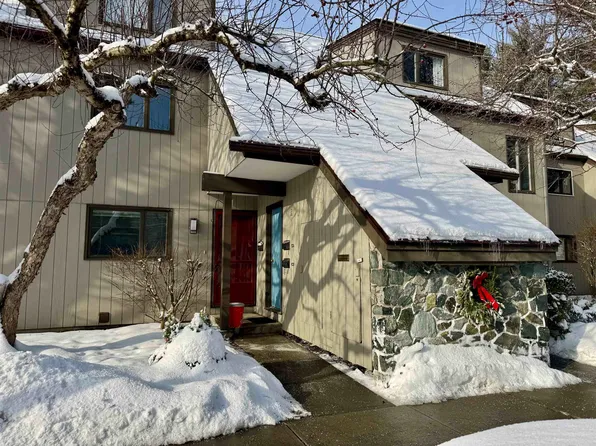 107 Brook Hollow #107, Hanover, NH 03755